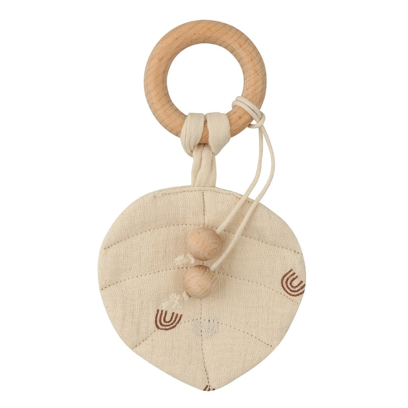 Holzbeißring mit Blattform