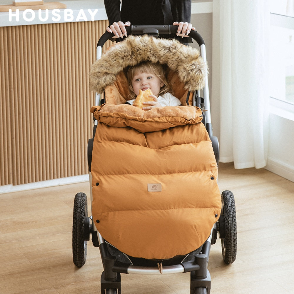 Kinderwagen-Thermofußsack mit abnehmbarem Pelzkragen